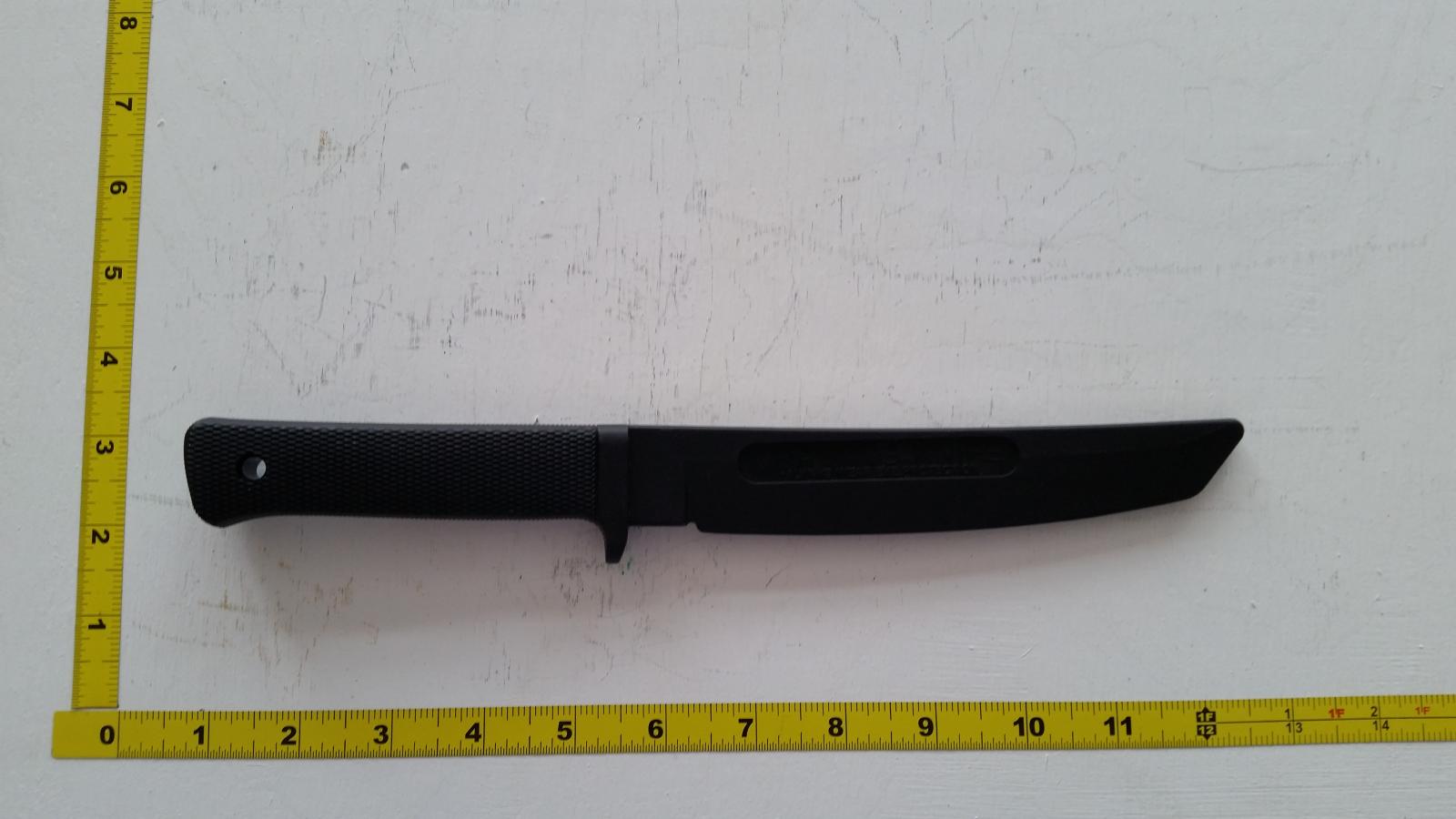 Rigid Molded Plastic Practice Knife, Light Weight, Good Detail - NOT approved for blade-to-blade stage combat.