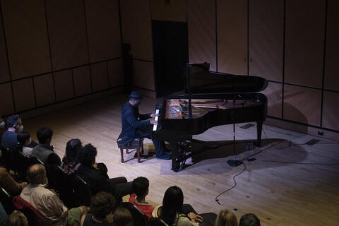 Underbrook Concert Series: Sullivan Fortner, Fall 2022 | photo by Talia Tax